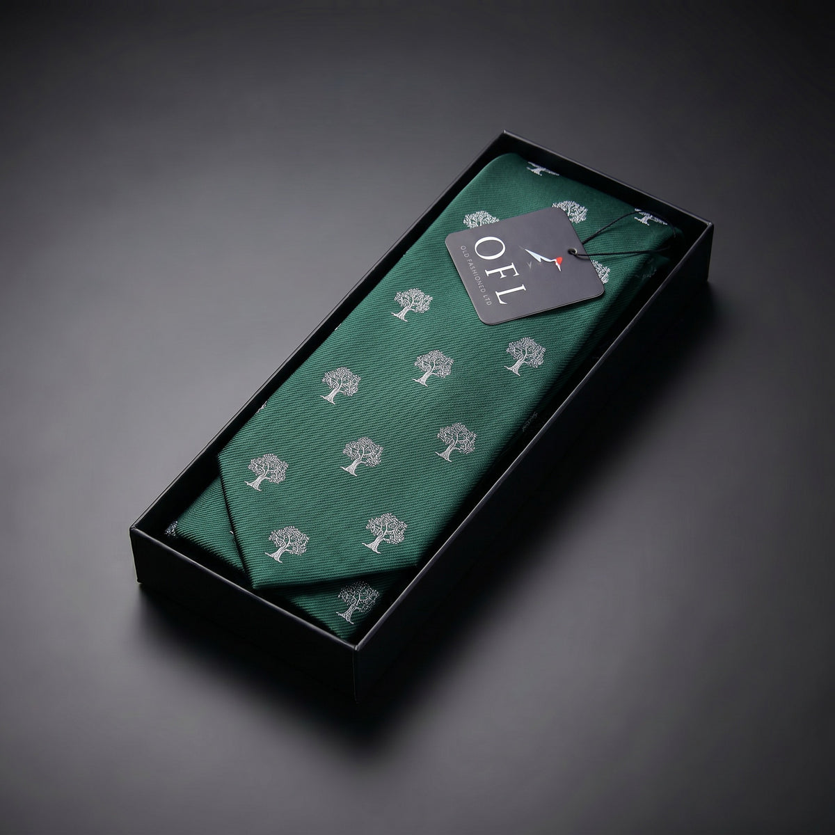 Tree Tie Green & Silver