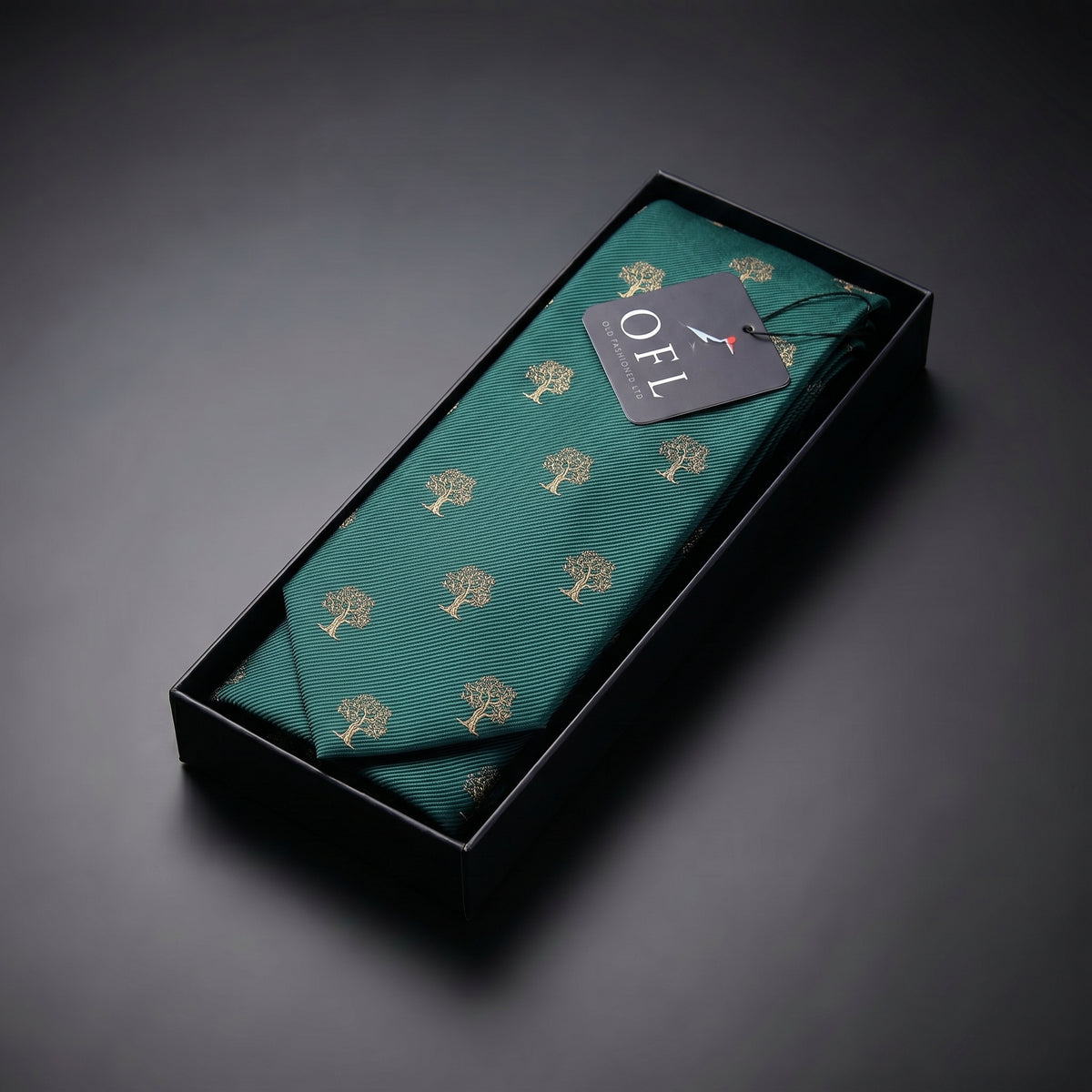 Tree Tie Green & Gold